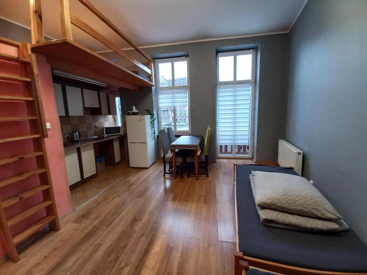 Pokoj Z Aneksem Gdansk Srodmiescie Rooms To Let Bagian luar foto